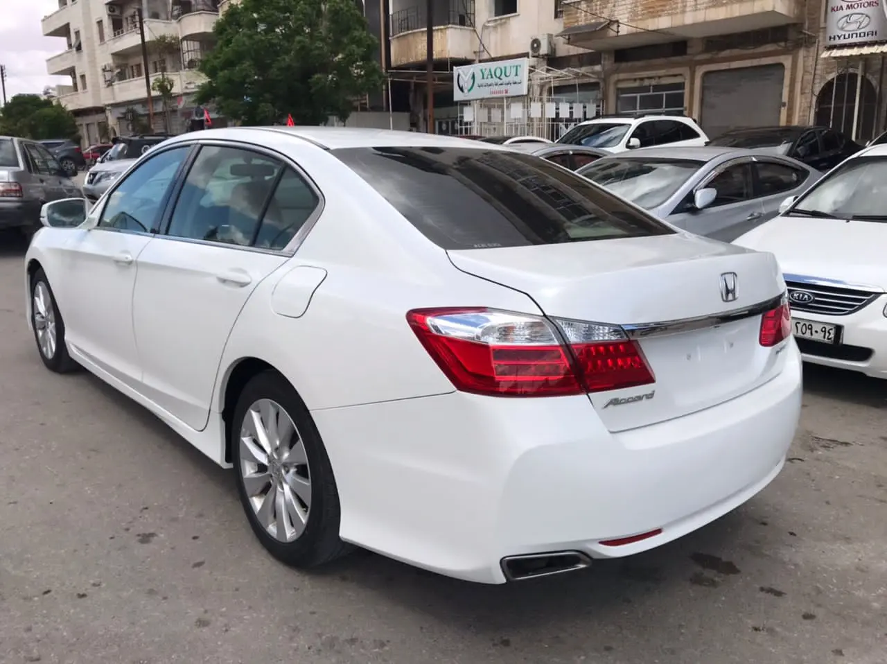 هوندا أكورد 2015 -  كاملة رقم 1 - صورة 4