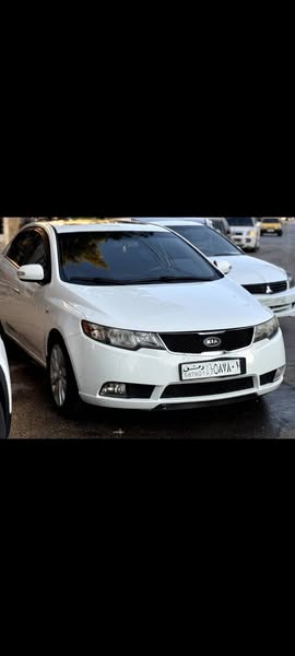كيا فورتي 2010 - صورة 5