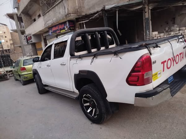 تويوتا هايلوكس 2017 - صورة 2