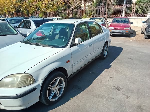 هوندا سيفيك 2000 - صورة 2