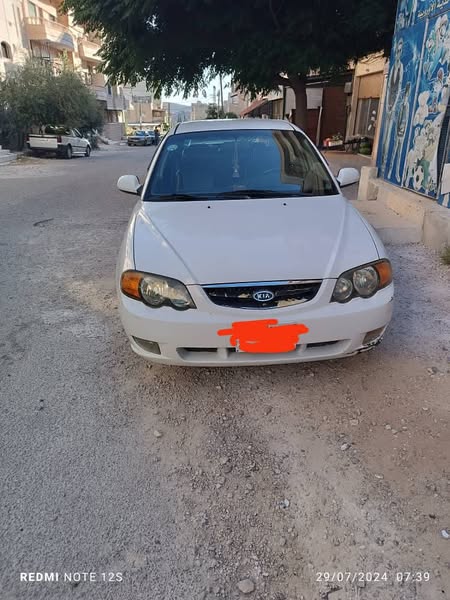 كيا شوما 2001 - صورة 3