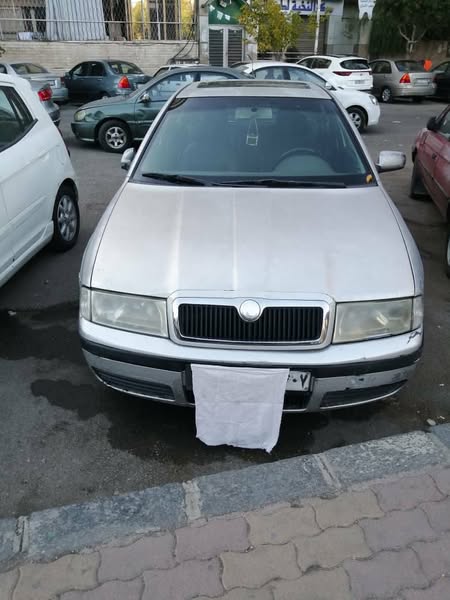 سكودا اوكتافيا 2001 - صورة 4