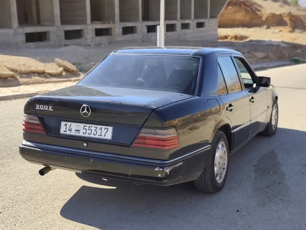 مرسيدس بنز 200 E 1992 - صورة 2