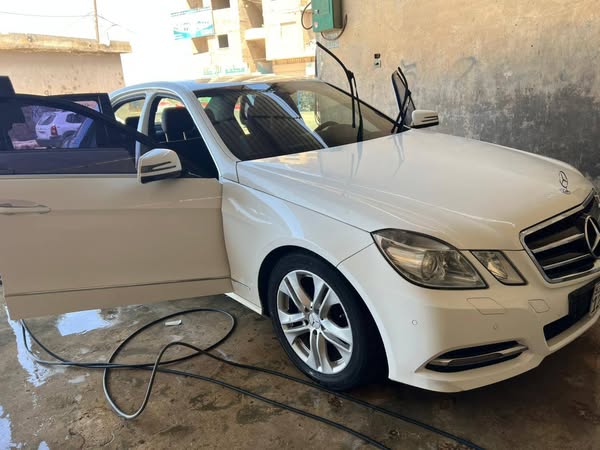 مرسيدس E 220 2013 - صورة 2