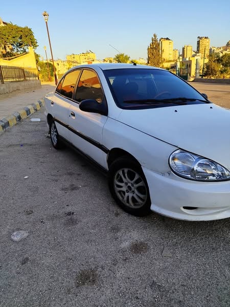 كيا ريو 2001 - صورة 2
