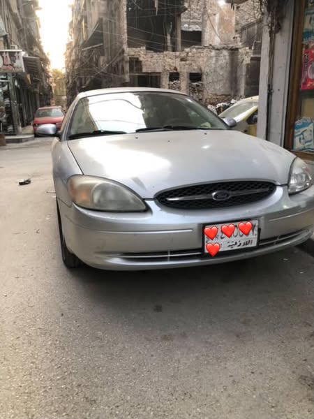 فورد طوروس 2000 - صورة 1