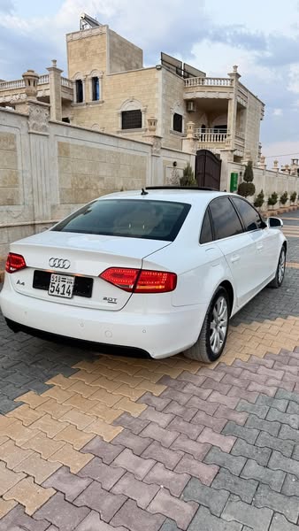 أودي A4 2011 - صورة 5