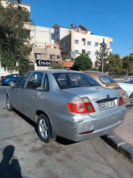 ليفان 520 2008 - صورة 2