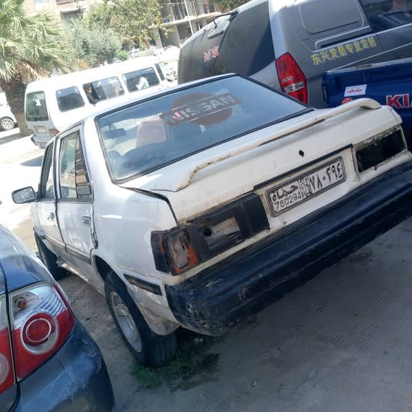 نيسان صني 1983 - صورة 5