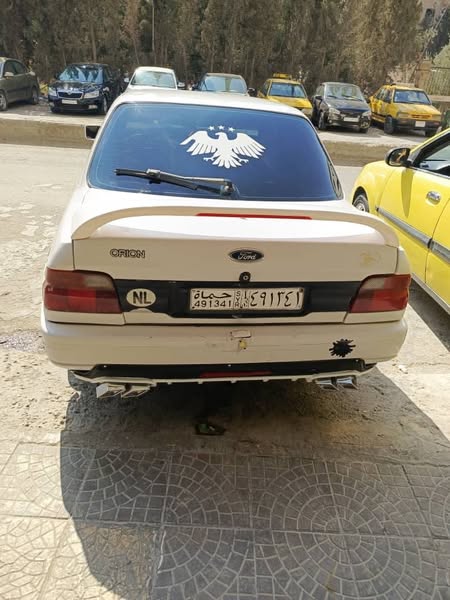 فورد اسكورت 1998 - صورة 3