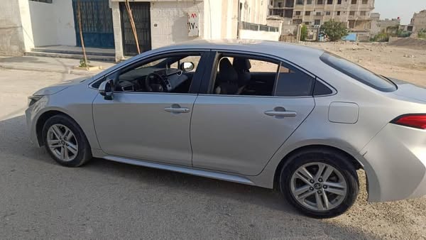 تويوتا ليفن 2020 - صورة 1