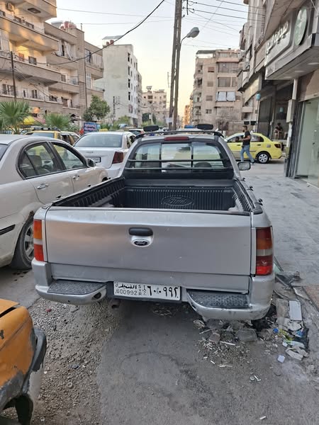 فورد بيكاب 2006 - صورة 1