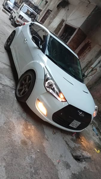 هيونداي فيلوستر 2012 - صورة 2