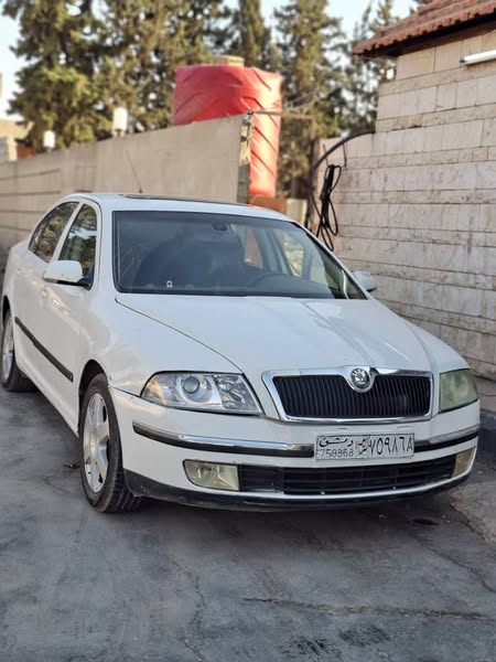 سكودا اوكتافيا 2008 - صورة 1