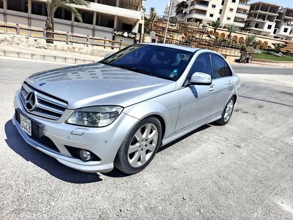 مرسيدس-بنز C220 CDI 2009 - صورة 1