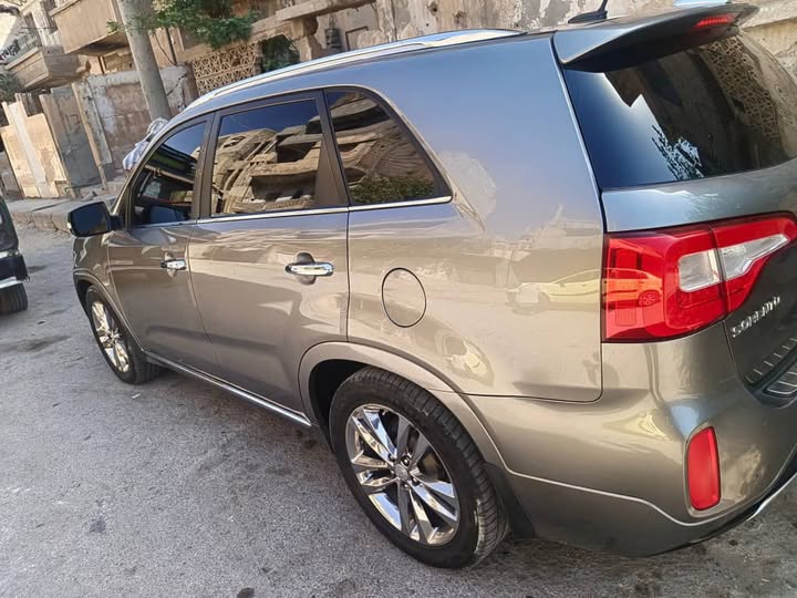 كيا سورينتو 2014
