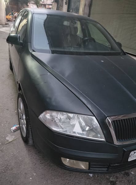 سكودا اوكتافيا 2006 - صورة 1