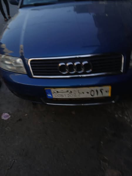 أودي A4 2003 - صورة 1