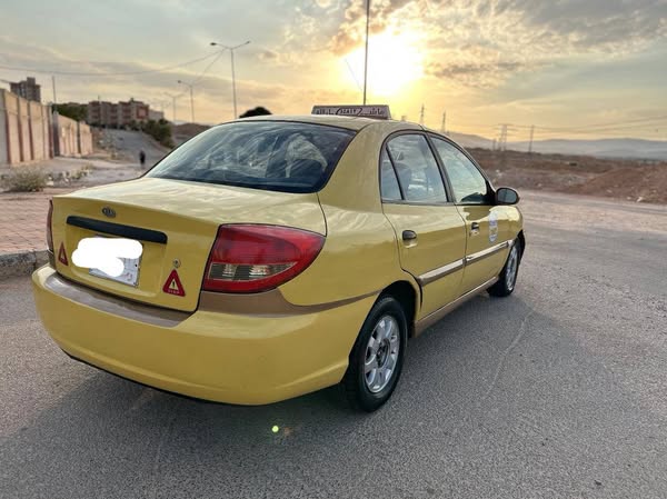كيا ريو 2003 - صورة 1