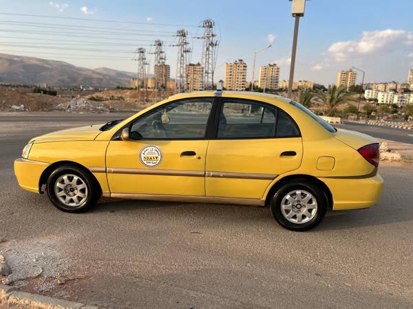 كيا ريو 2003 - صورة 4