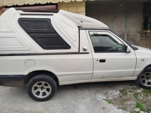 سكودا Pickup 1998 - صورة 2