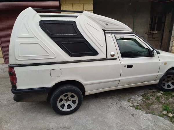سكودا Pickup 1998 - صورة 1