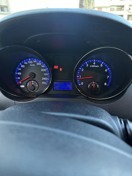 هيونداي جينيسس كوبيه 2011 - صورة 5