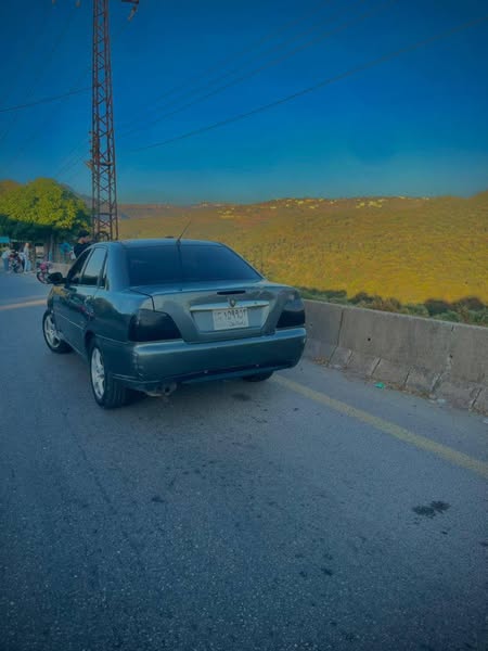 بروتون واجا 2002 - صورة 1