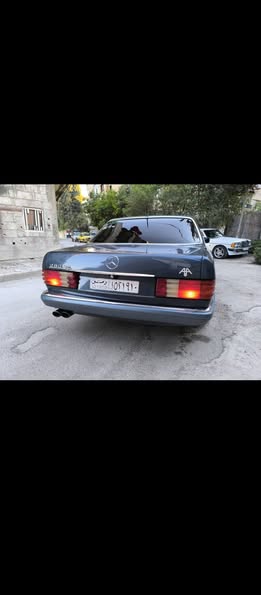 مرسيدس S-Class 1984 - صورة 1