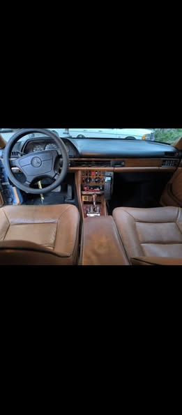 مرسيدس S-Class 1984 - صورة 2