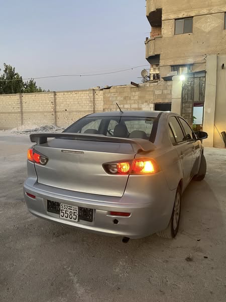 متسوبيشي لانسر 2016 - صورة 5