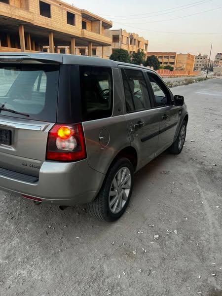 لاند روفر LR2 2012 - صورة 3
