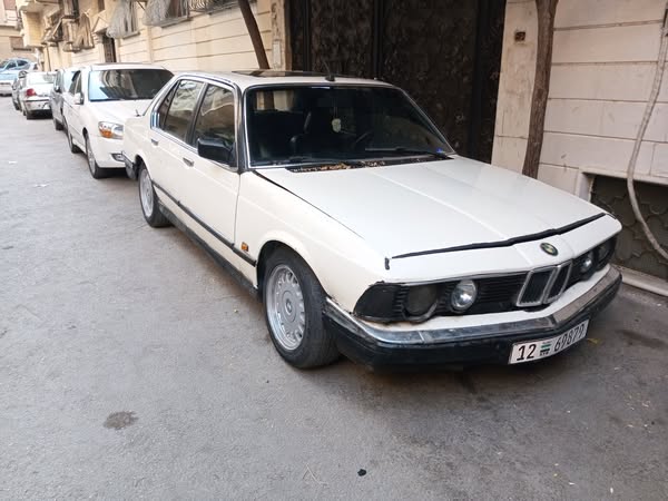 بي ام دبليو 730 1979 - صورة 2