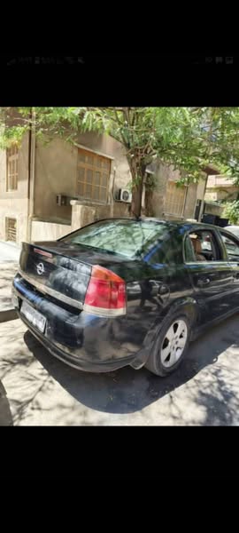 اوبل فيكترا 2005 - صورة 3