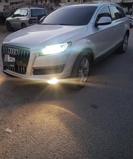 اودي Q7 2010