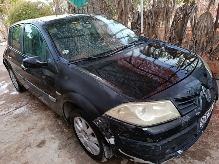 رينو ميغان 2008