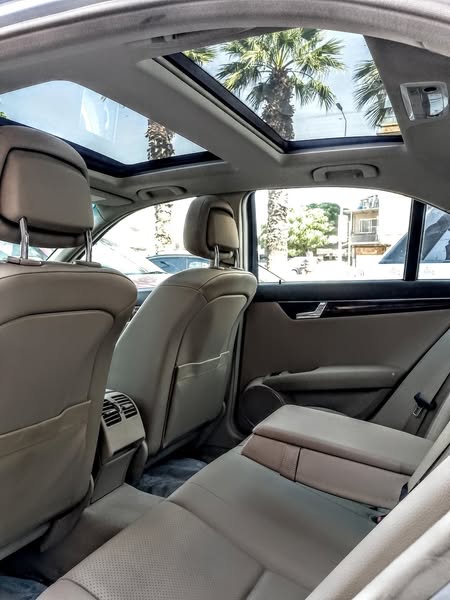 مرسيدس-بنز C250 2010 - صورة 4