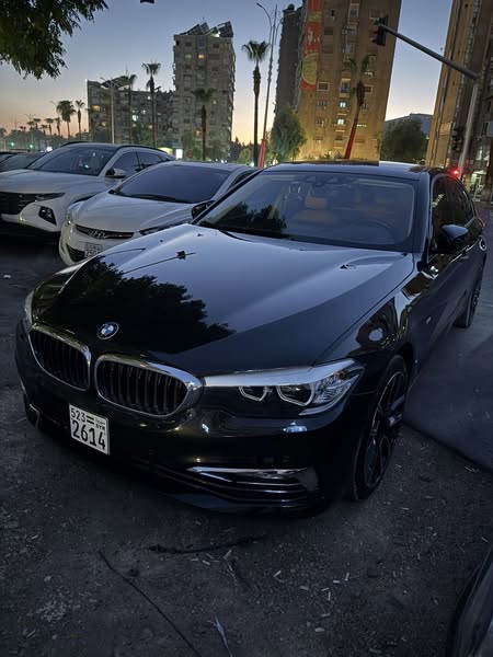 BMW 520i 2018 - صورة 5