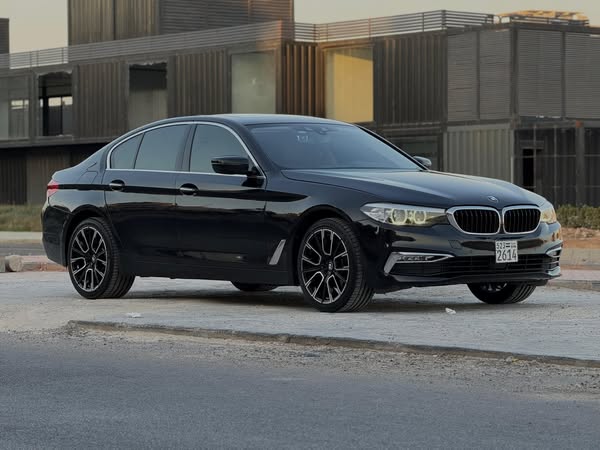 BMW 520i 2018 - صورة 1