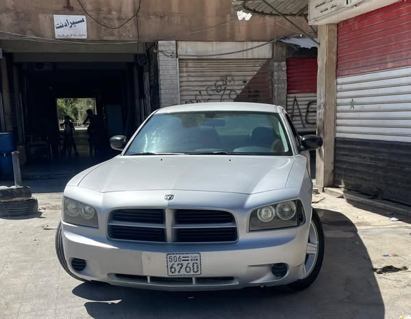دودج تشارجر SXT 2011 - صورة 2