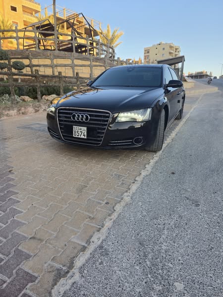 أودي A8 2012 - صورة 1