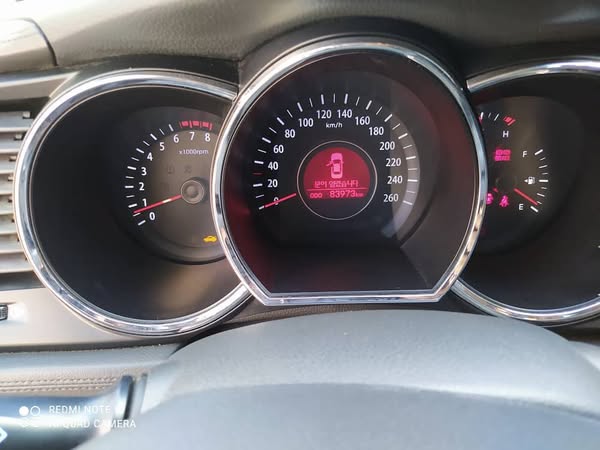 كيا K5 2011 - صورة 5