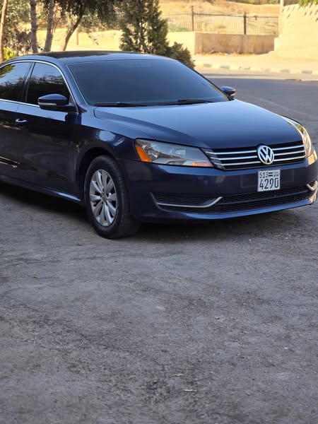 Volkswagen Passat 2012 - صورة 2