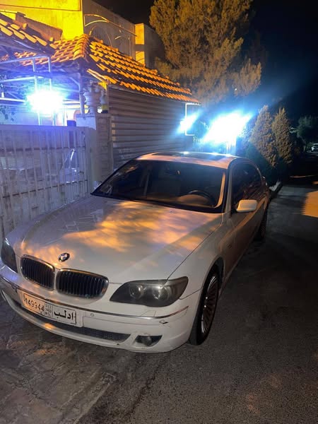 بي إم دبليو 750 2006 - صورة 1