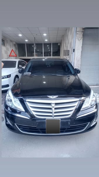 جينيسس Genesis 2012 - صورة 1