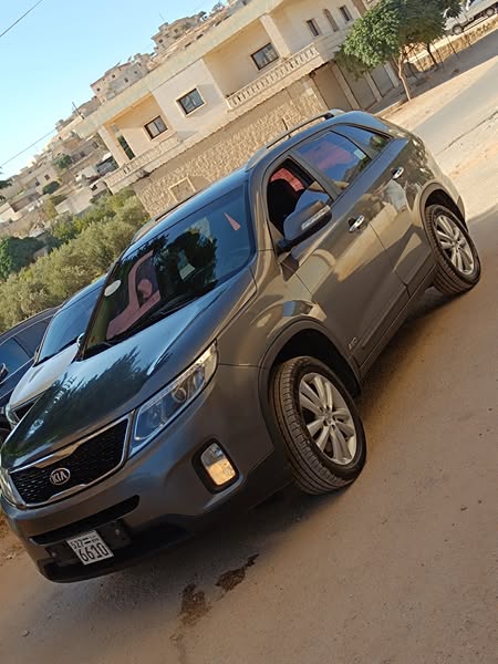 كيا سيرنتو 2013 - صورة 5