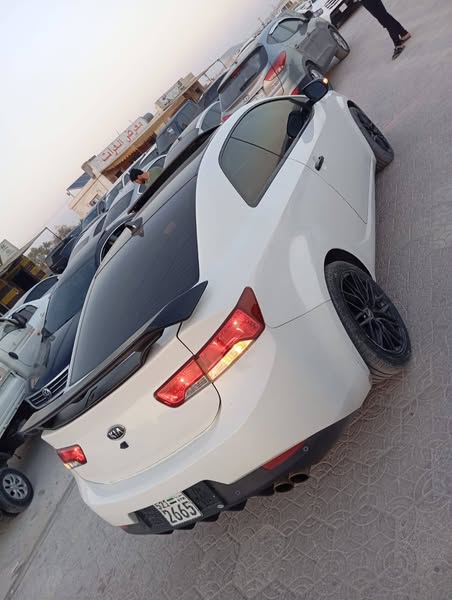 كيا فورتي كوبيه 2010 - صورة 3