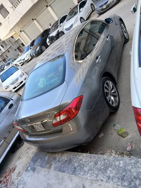 انفنتي M37 2012 - صورة 2