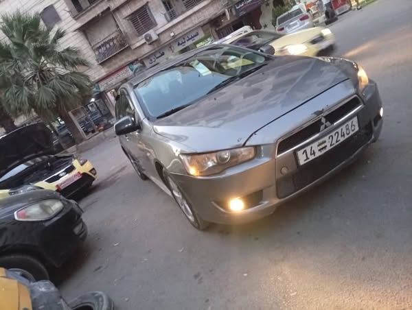 ميتسوبيشي لانسر 2009 - صورة 1