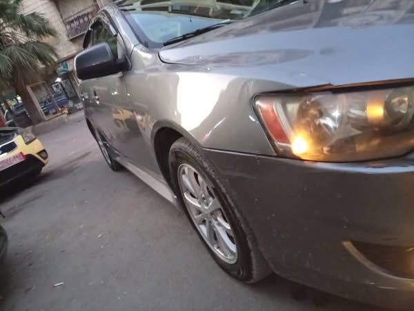 ميتسوبيشي لانسر 2009 - صورة 3